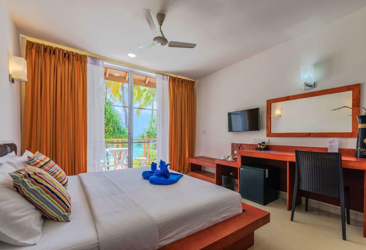Athiri Beach Maldives Dhigurah  Exterior foto